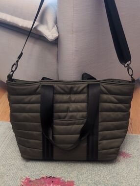 Quilted Tote Bag with Removable Strap